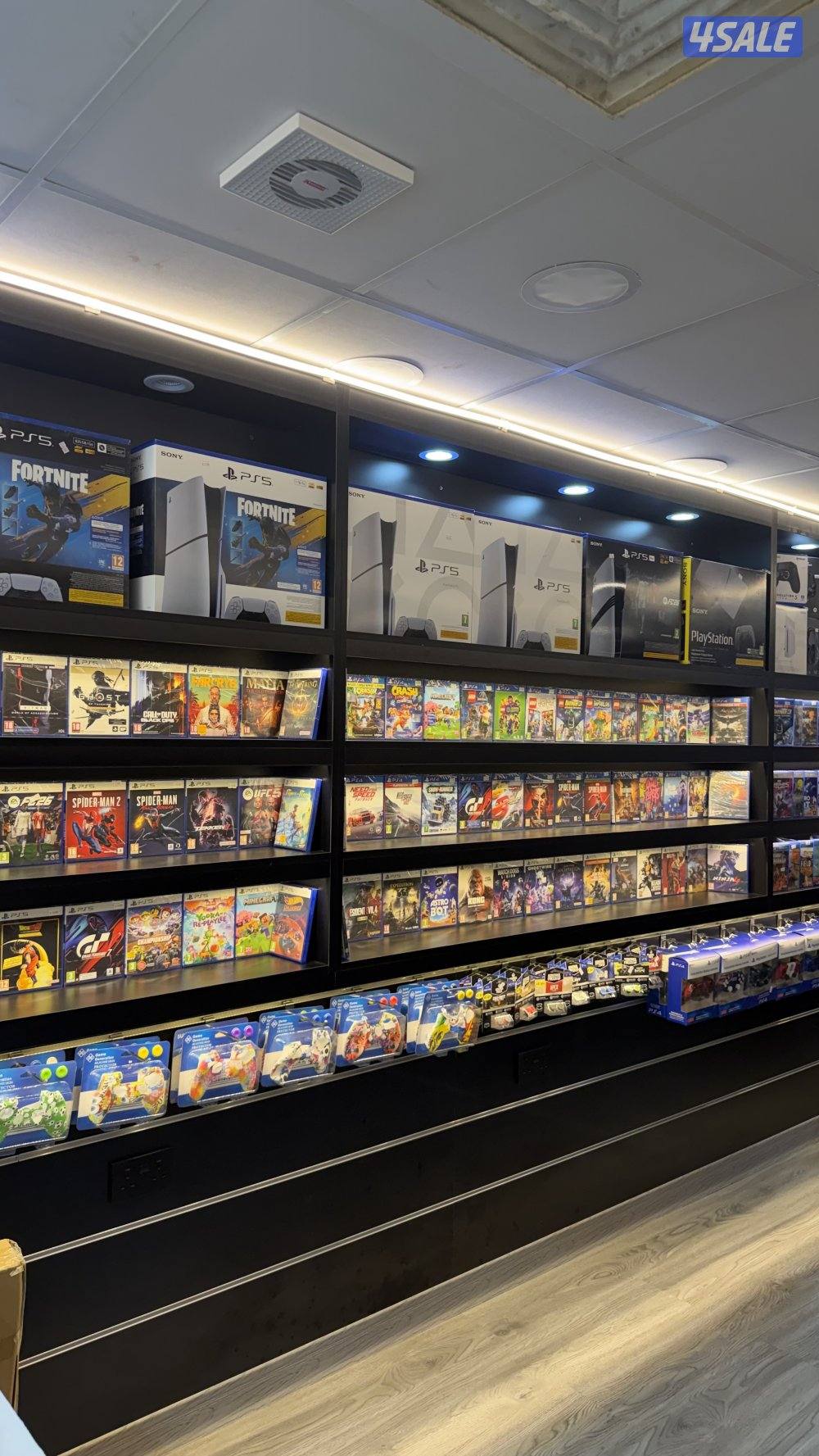 متوفر لدينا جميع ما يخص البلايستيشن1