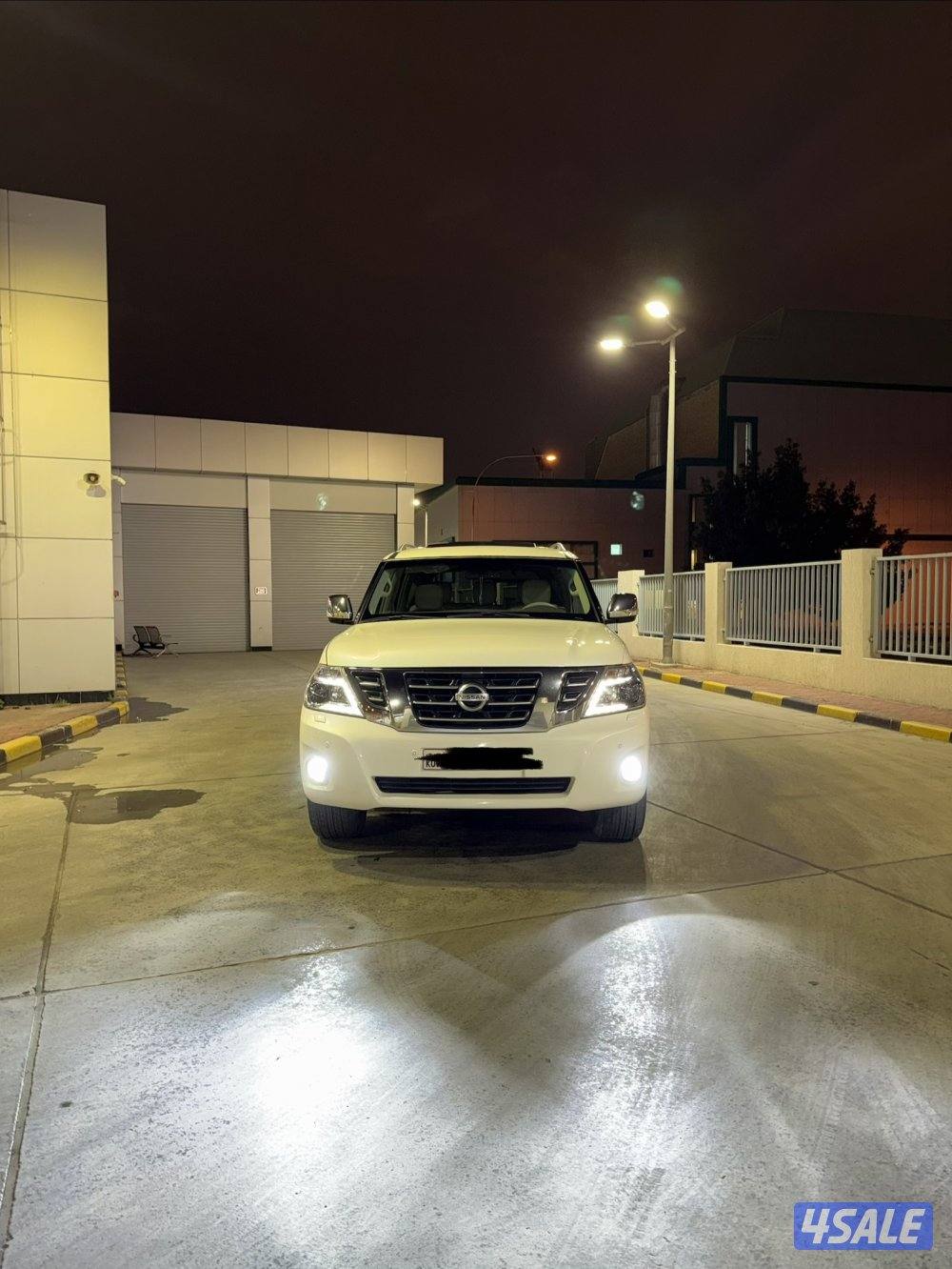 للبيع نيسان باترول بلاتنيوم 2015 فل كامل1