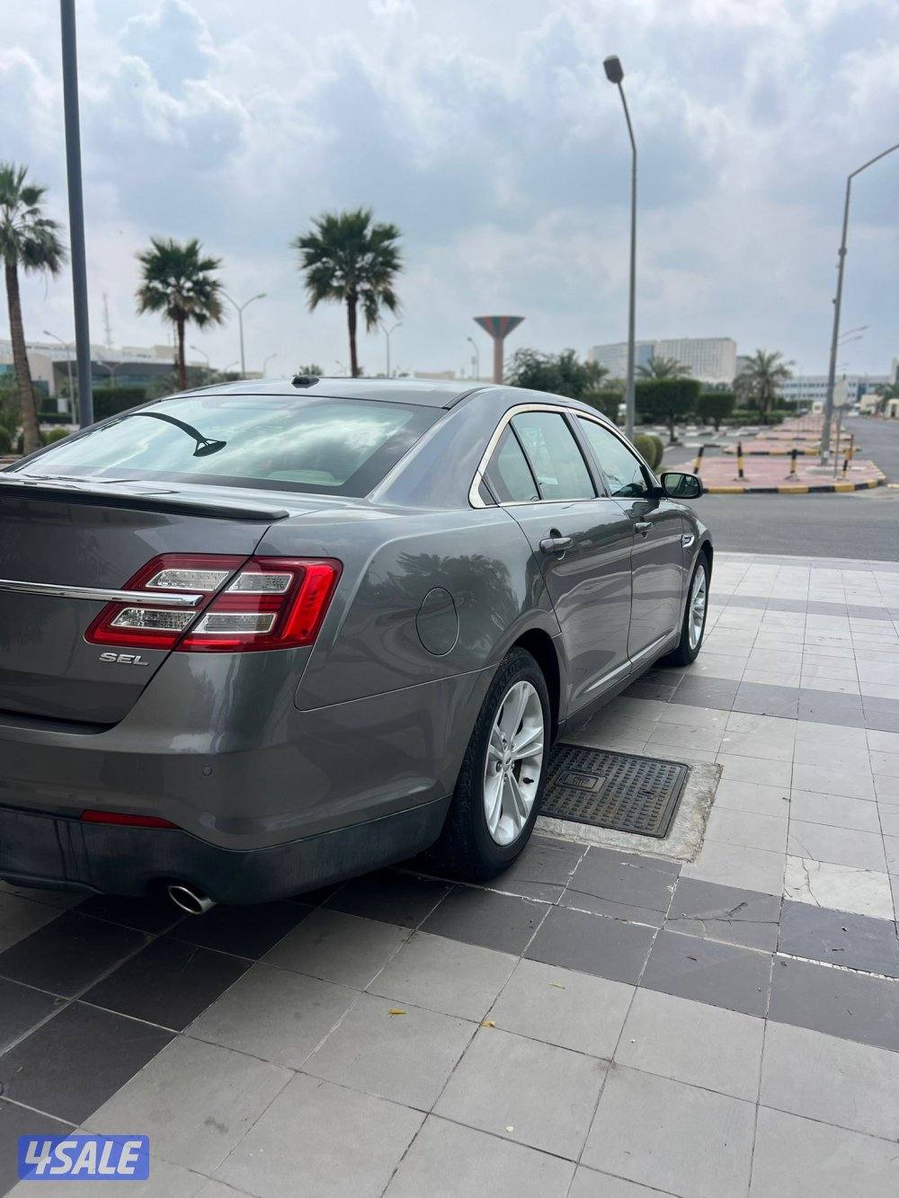 فورد توروس 20132