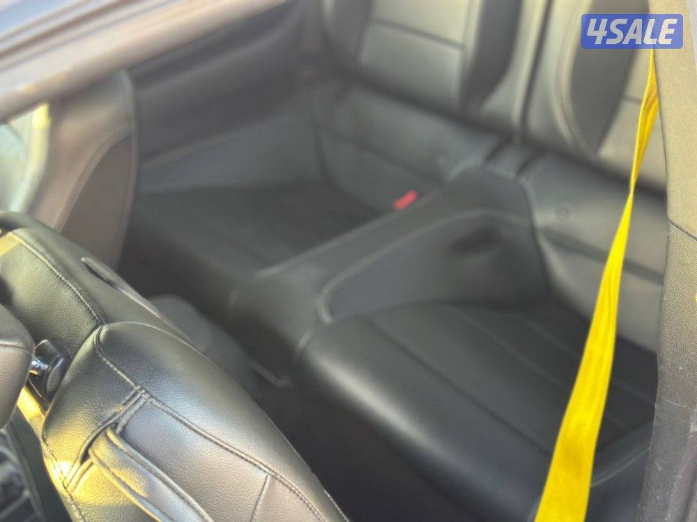 للبيع فورد موستنج ٨ سلندر 5.05