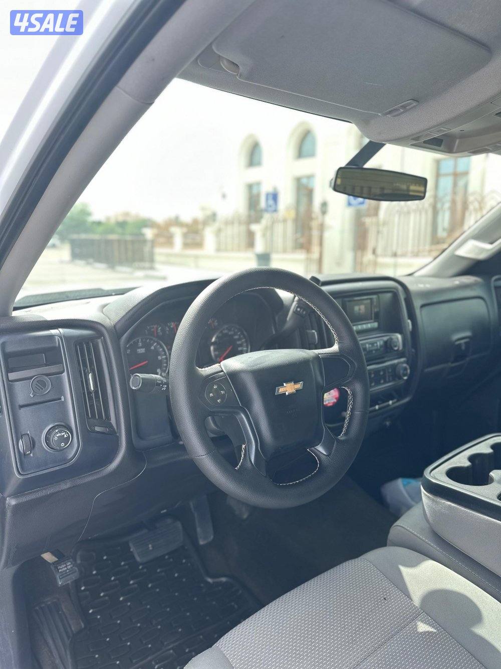 للبيع سلفرادو 2016 ماشي 280 الف شاصي لايوثر6