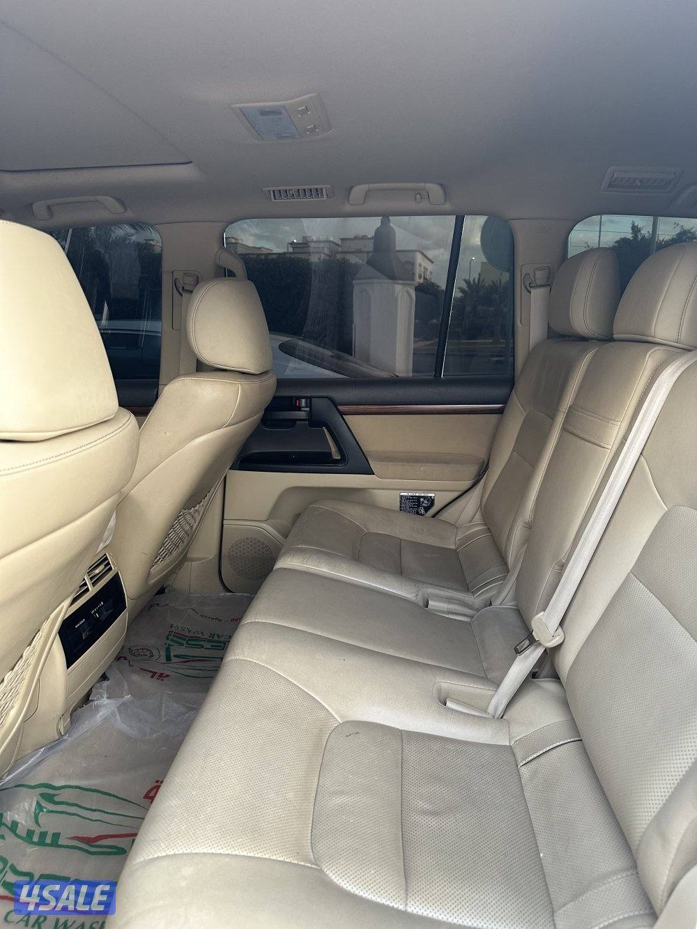 لاندكروزر GXR V8 الساير صبغ وكاله بالكامل3