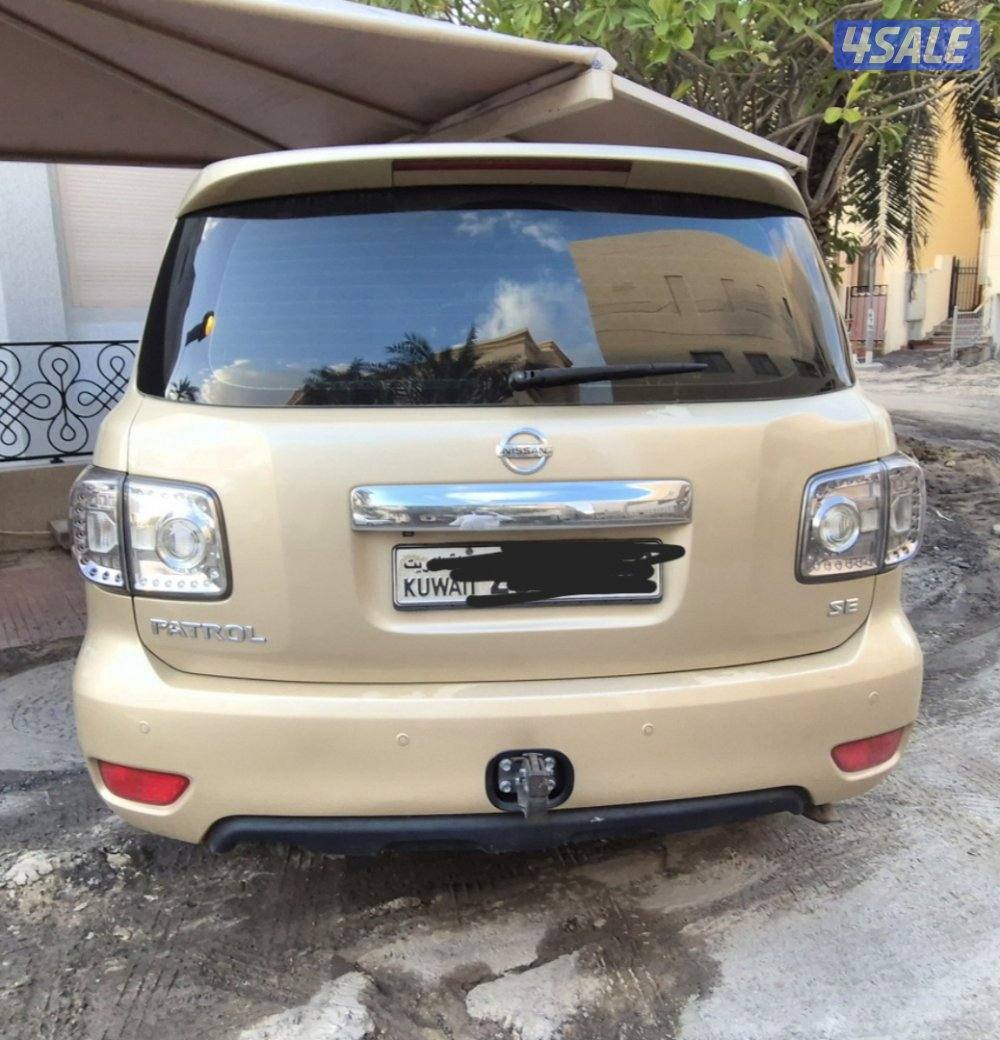 للبيع باترول 2012 قير عادي كامل المواصفات0