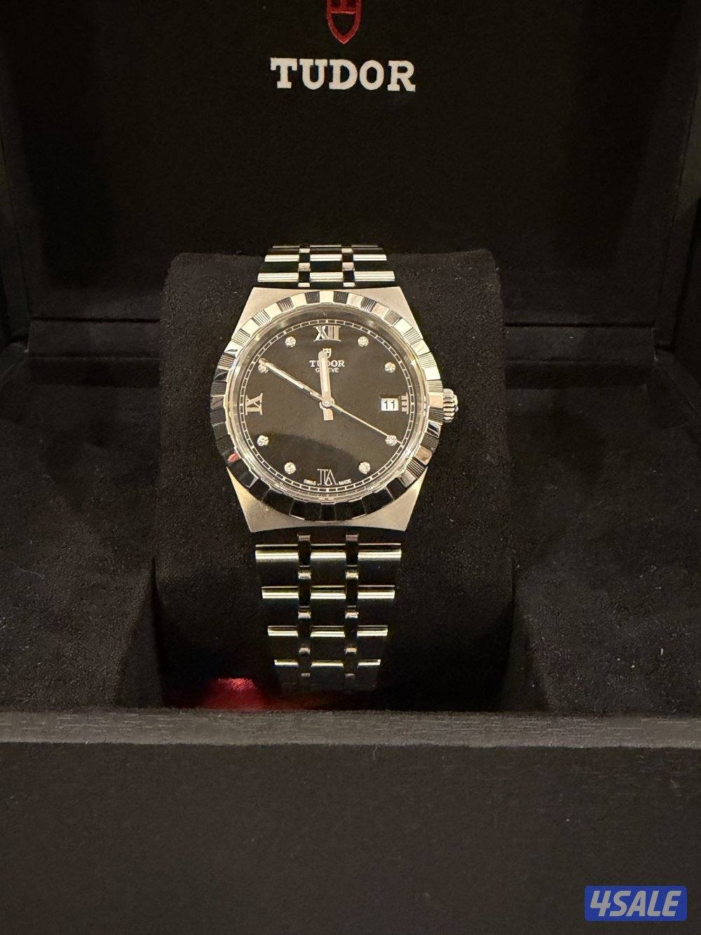 TUDOR Royal large 38mm0