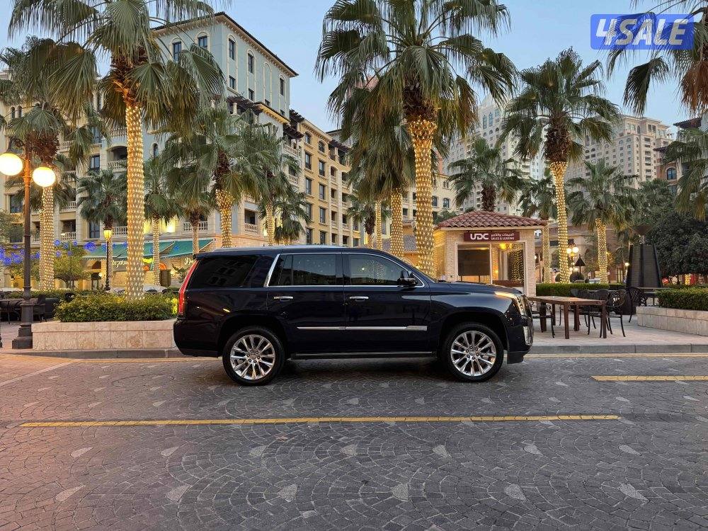 للبيع اسكاليد 2019 وارد قطر ماشي 97 الف شرط الفحص5