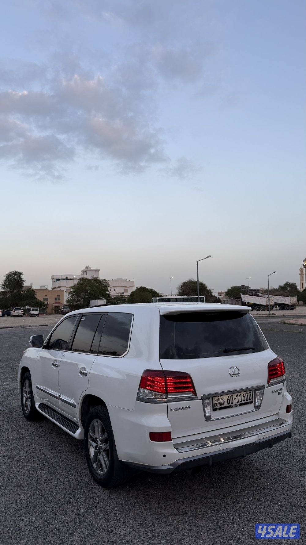 للبيع لكزس 20133