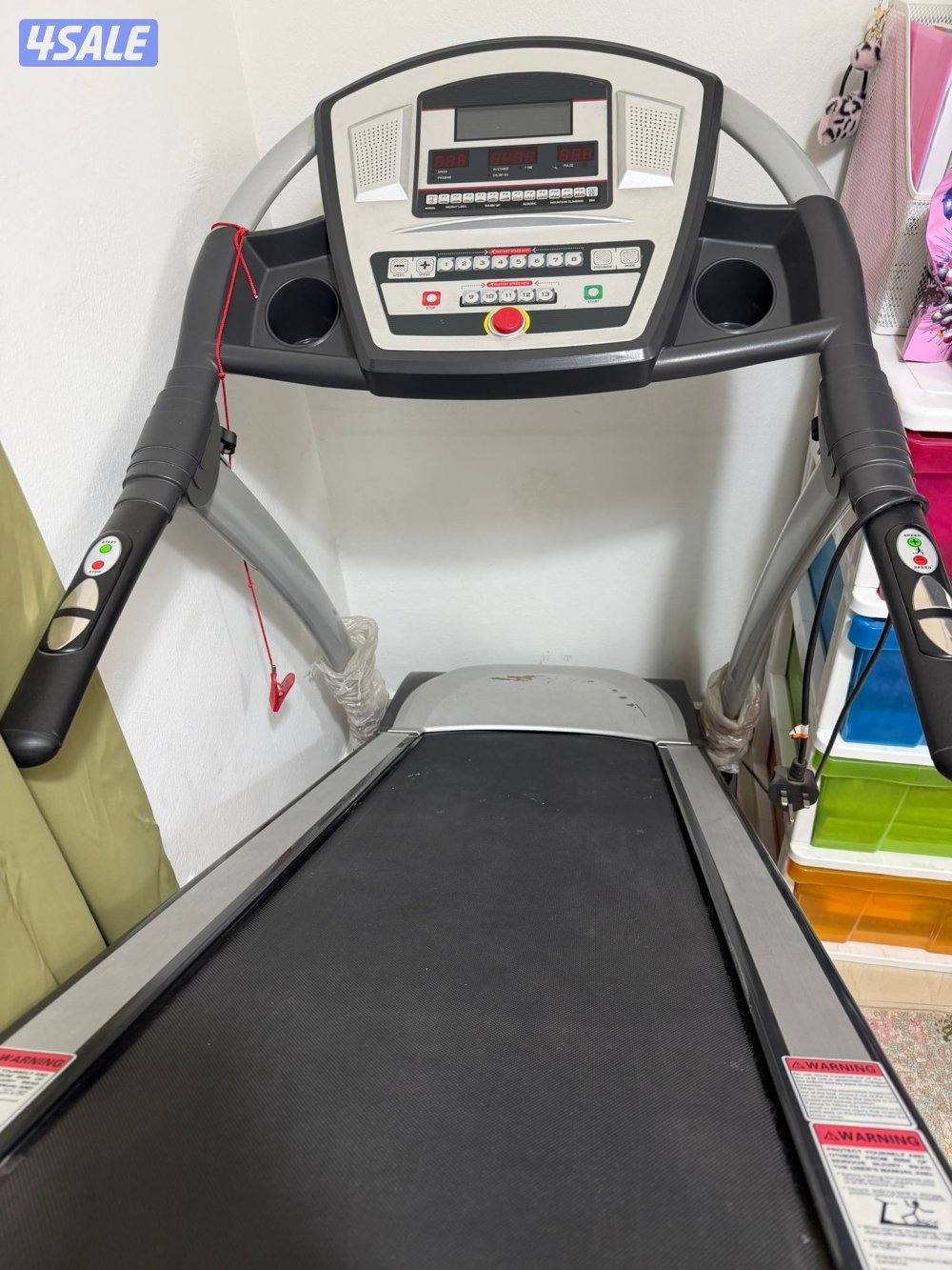 جهاز جري بحالة ممتازة0