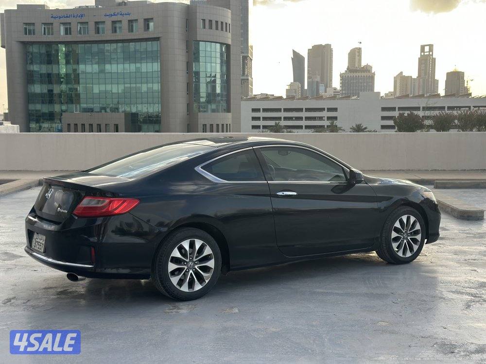 للبيع هوندا ٢٠١٥ ماشي ١٧٧0