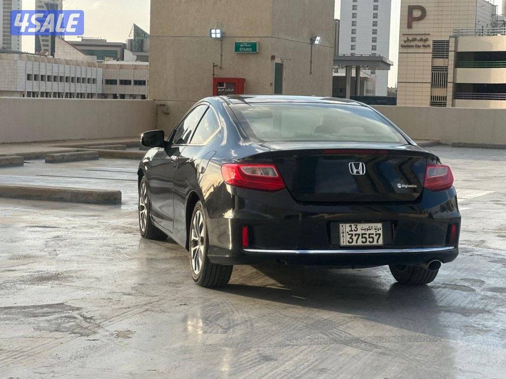 للبيع هوندا ٢٠١٥ ماشي ١٧٧3