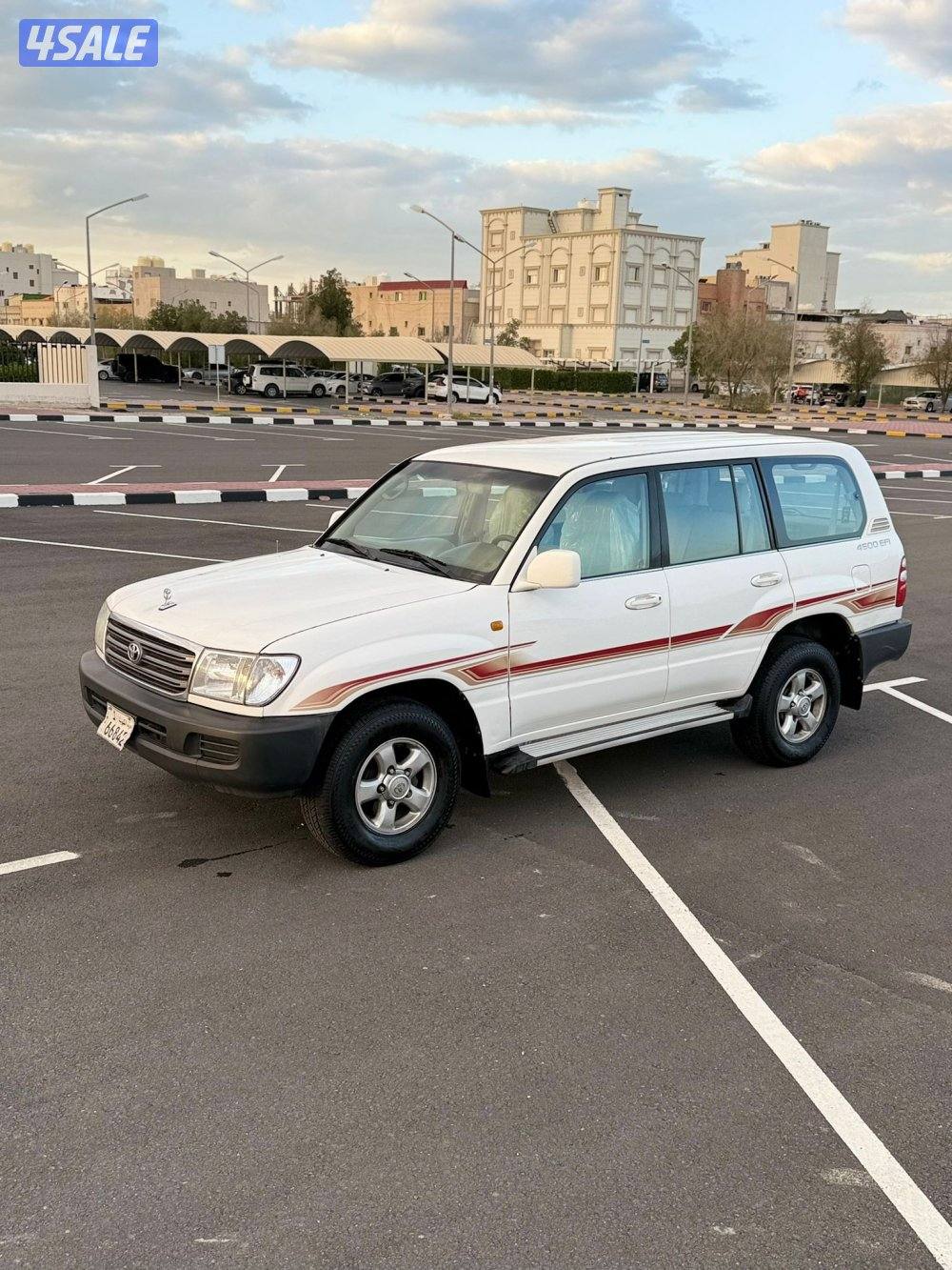 لاند كروز جي اكس ار مواصفات جي اكس0