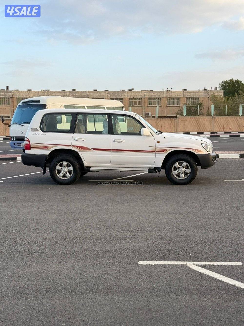 لاند كروز جي اكس ار مواصفات جي اكس7