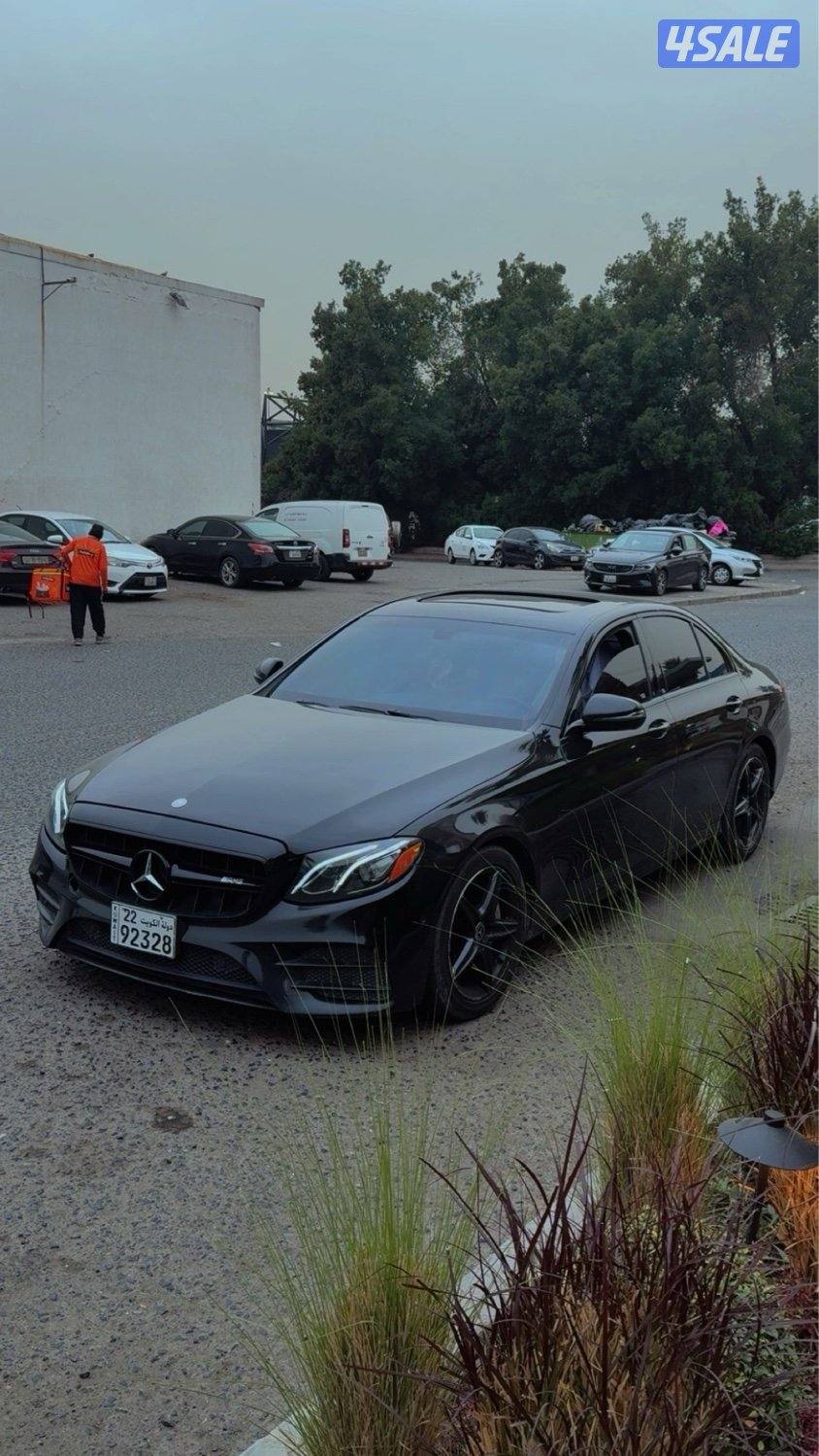 للبيع مرسيدس E3000