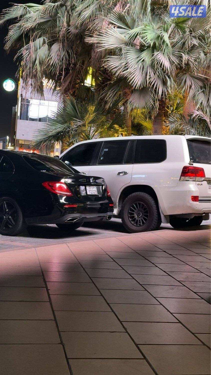 للبيع مرسيدس E3005