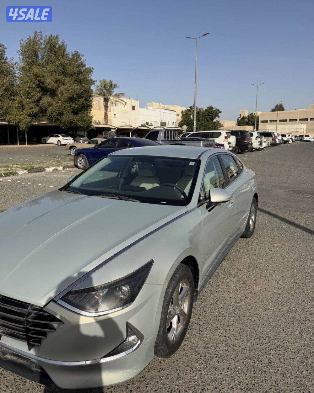 للبيع هيونداي  سوناتا0