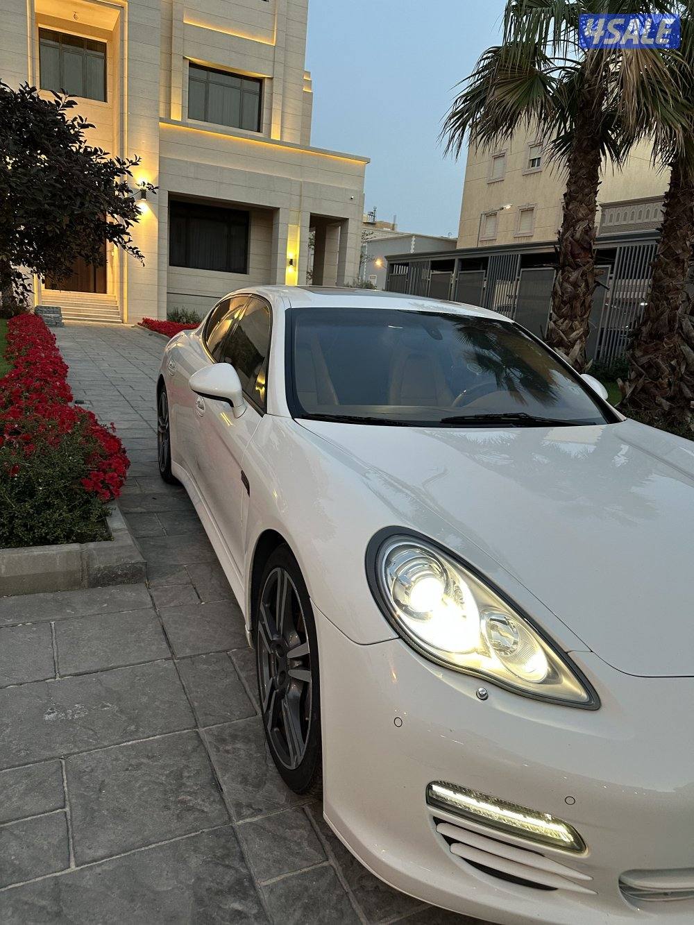 للبيع بورش باناميرا1