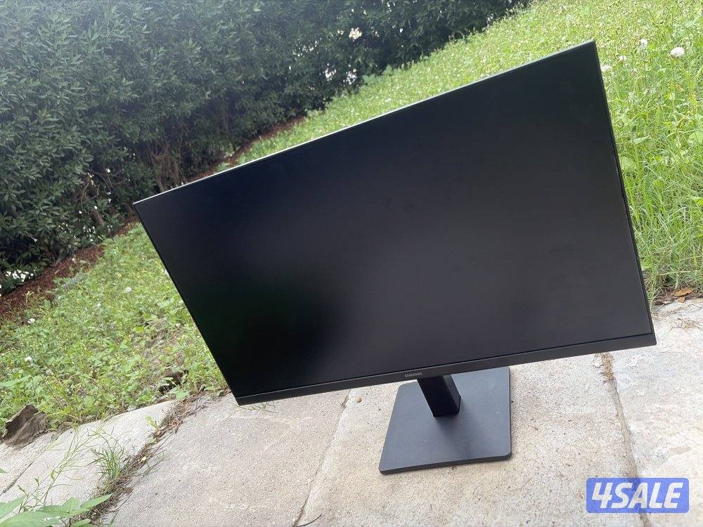 شاشه قيمنق ٢٤بوصه كل شي تمام0