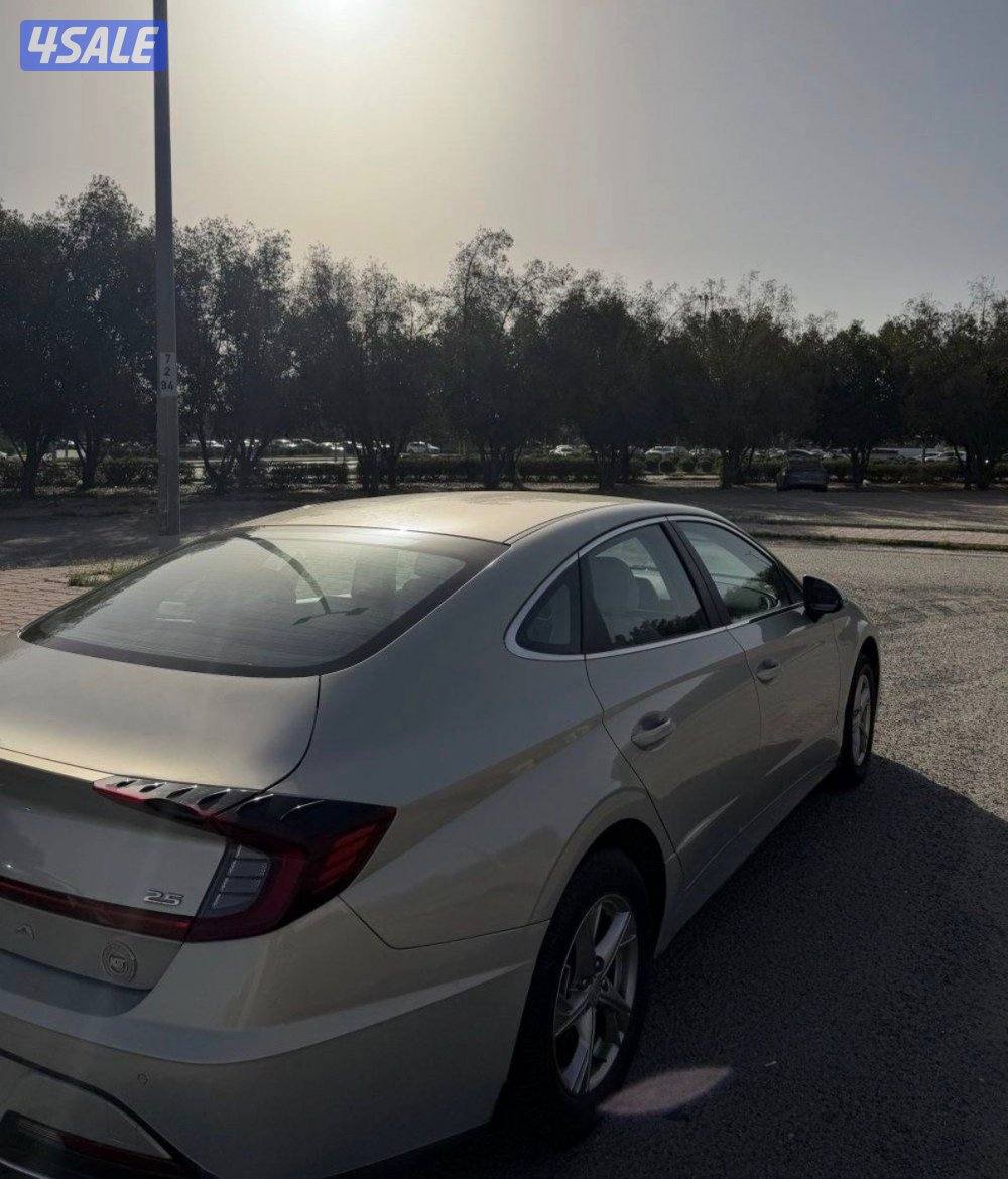 للبيع هيونداي  سوناتا4