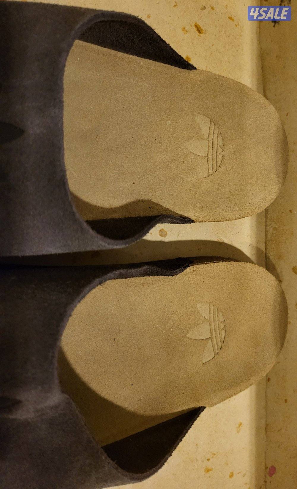 للبيع صندل جديد ماركة ADIDAS1