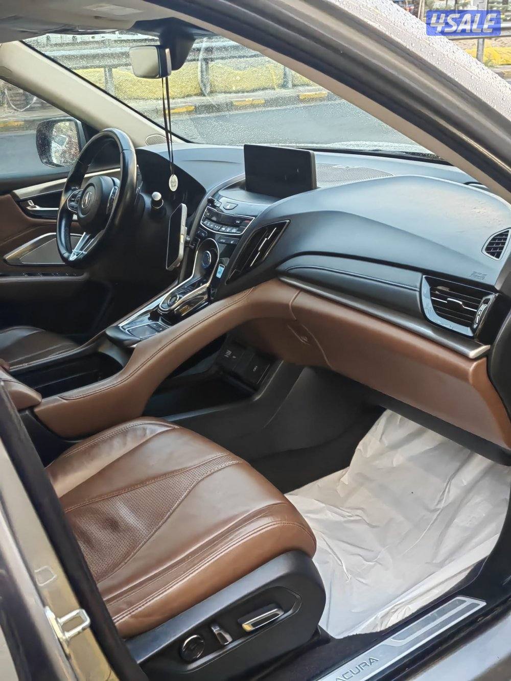 أكيورا الفئه المميزه من الهوندا ال CRV6