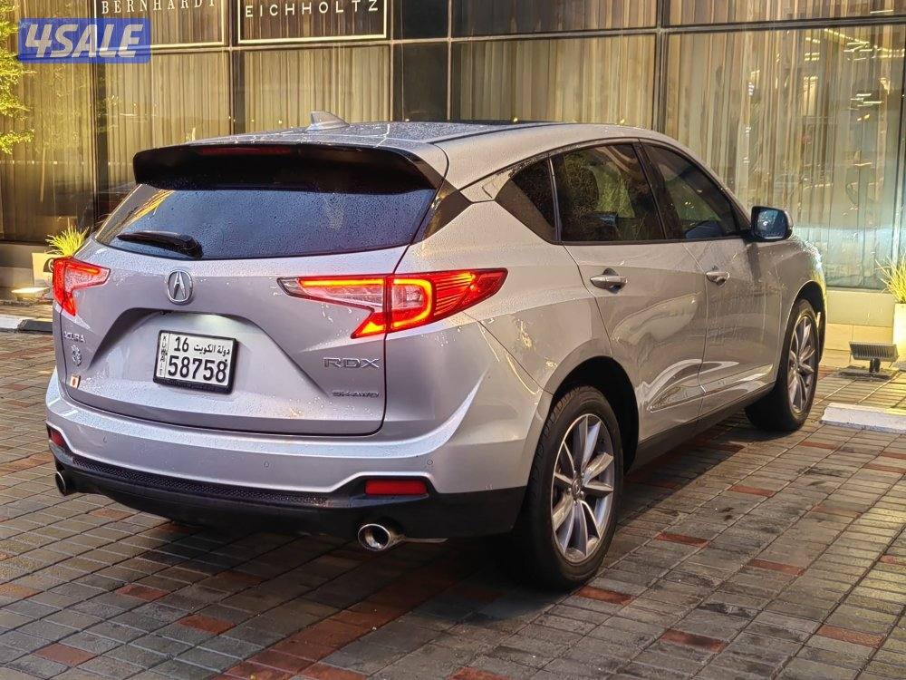 أكيورا الفئه المميزه من الهوندا ال CRV9