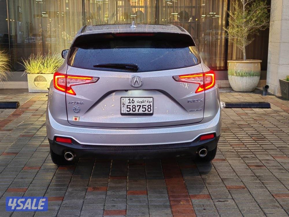 أكيورا الفئه المميزه من الهوندا ال CRV10