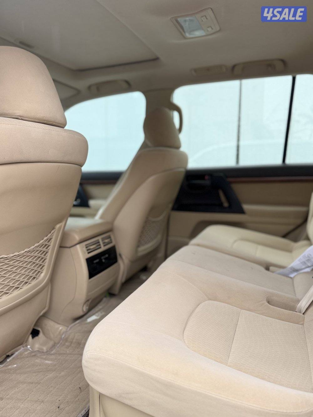 لاندكروزر 2016 قير عادي1