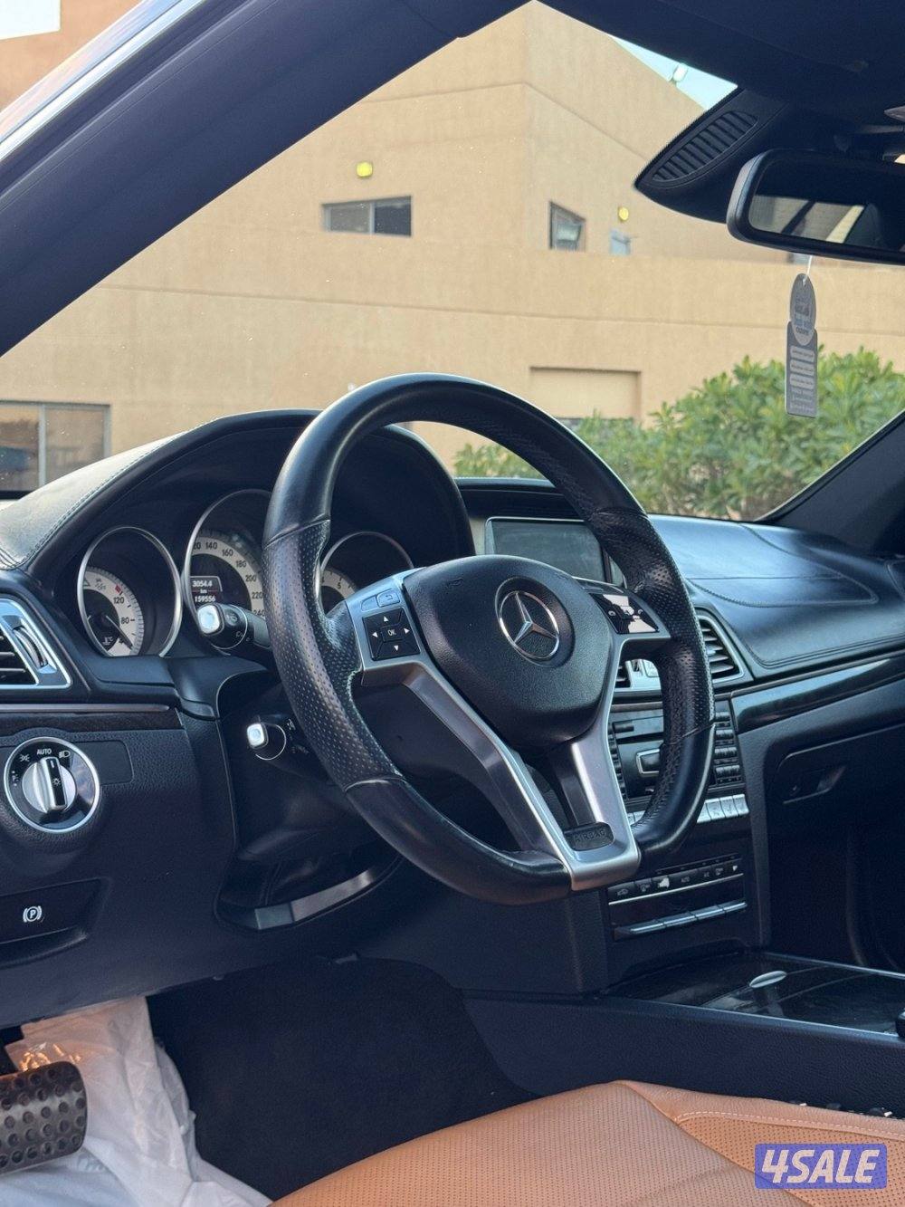 للبيع مرسيدس 2014 ماشي 159 الف بحالة الوكالة8