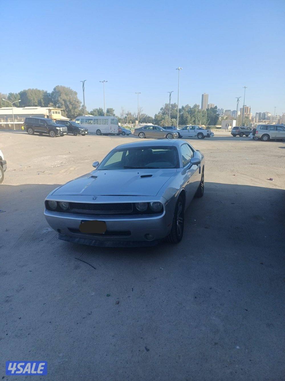 دودج شالنجر RT8