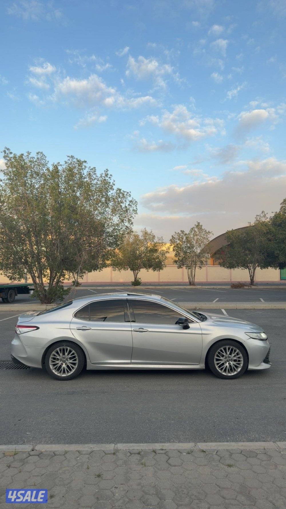 للبيع كامري ليمتيد1