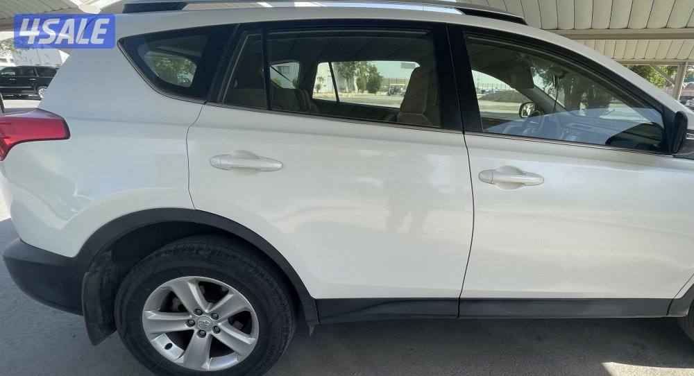 Toyota Rav 4 2014 / للبيع تويوتا راف ٤2