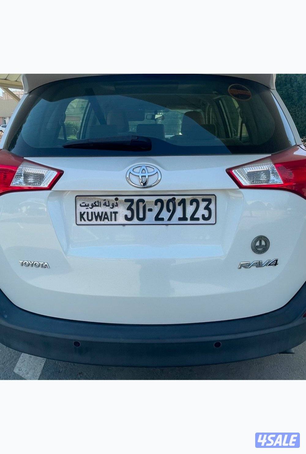 Toyota Rav 4 2014 / للبيع تويوتا راف ٤3