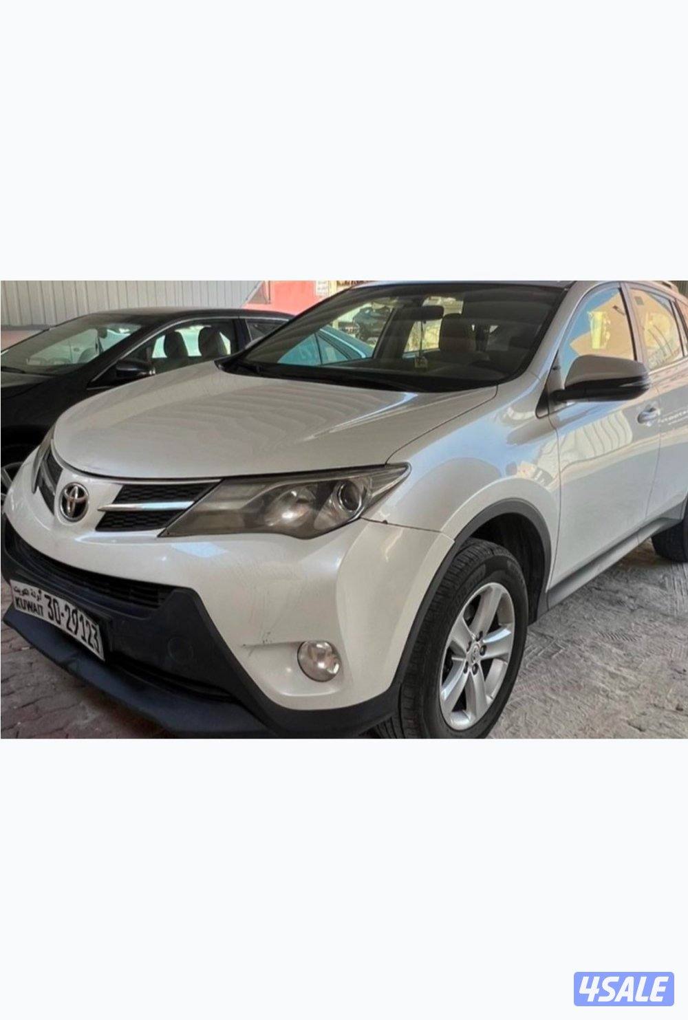 Toyota Rav 4 2014 / للبيع تويوتا راف ٤5