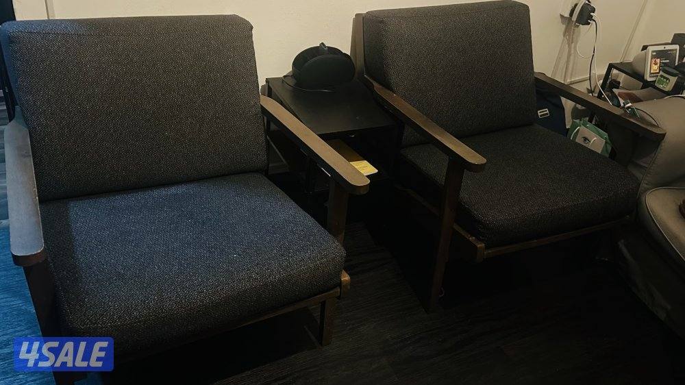 4 chair with cushions 30 kd1