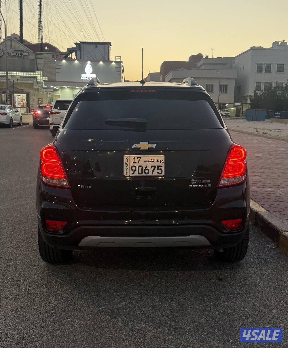 للبيع تراكس1