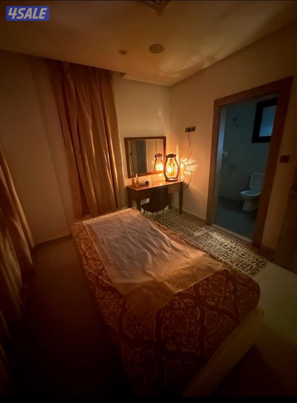 معهد مساج رجالي للبيع0