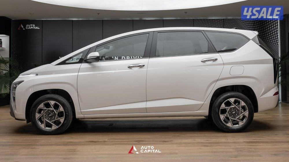 Hyundai Stargazer 1.5L - 7 seats MPV5