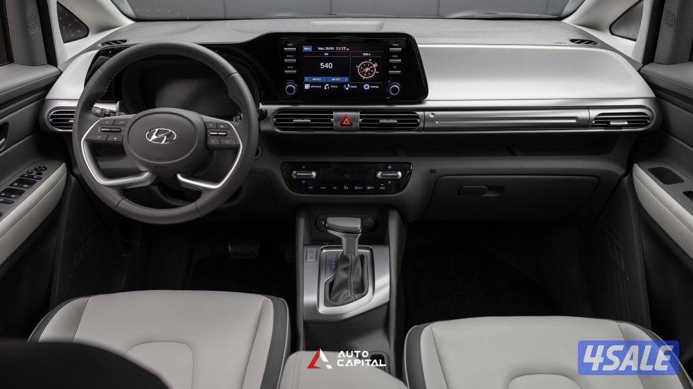 Hyundai Stargazer 1.5L - 7 seats MPV6