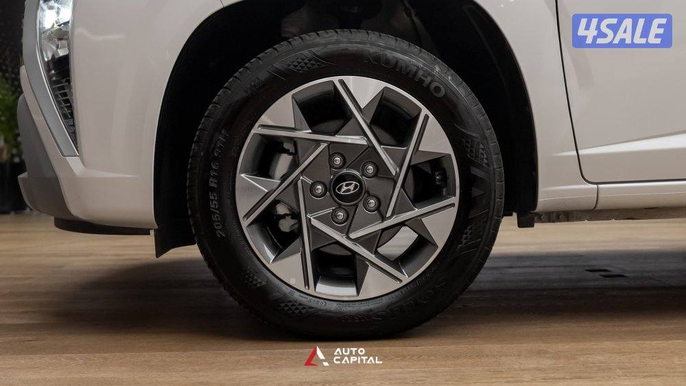 Hyundai Stargazer 1.5L - 7 seats MPV12