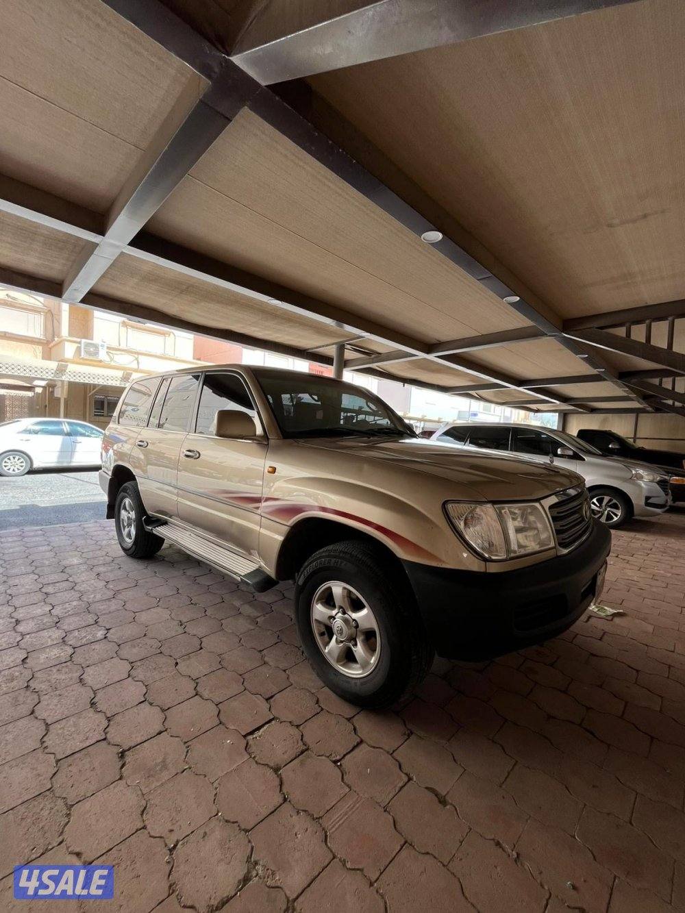 للبيع لاندكروزر 20042