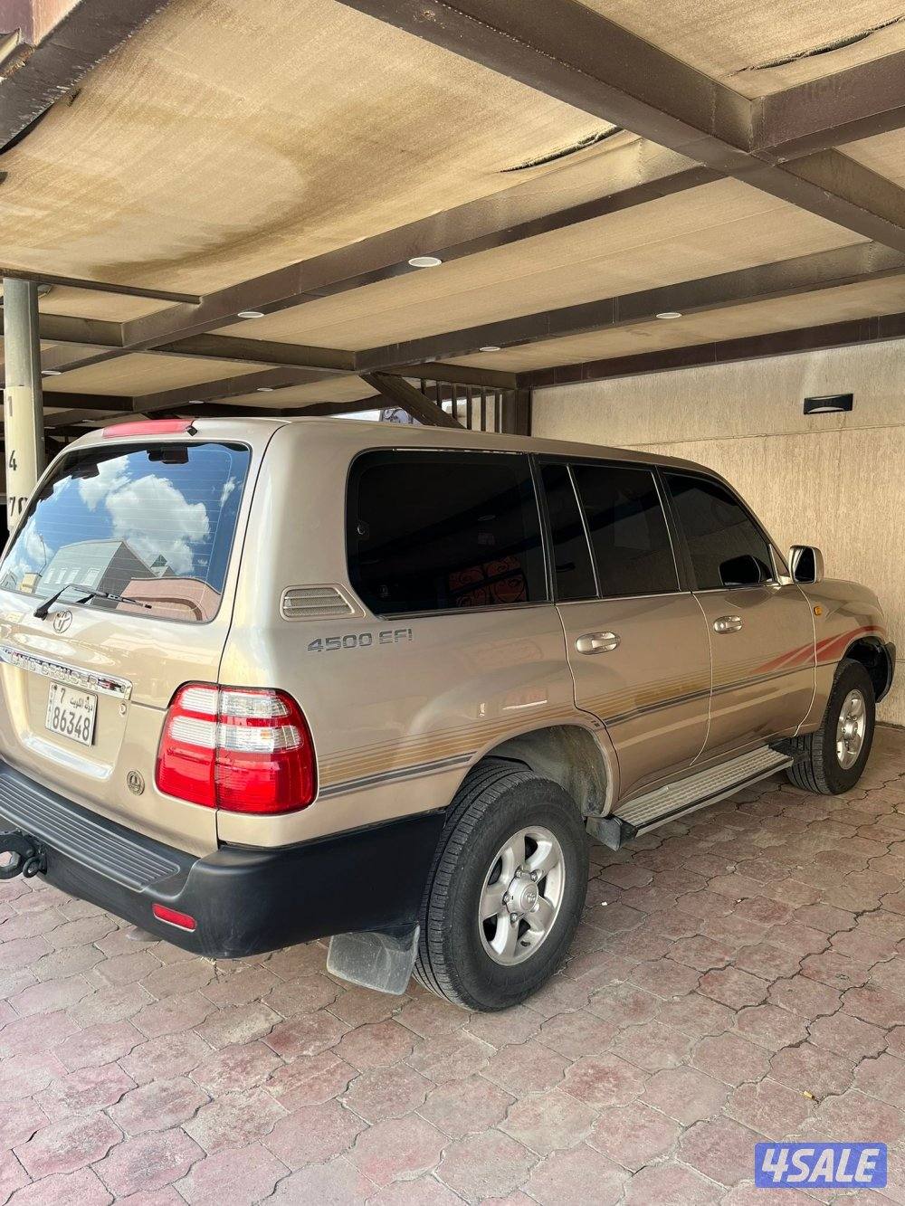 للبيع لاندكروزر 20043