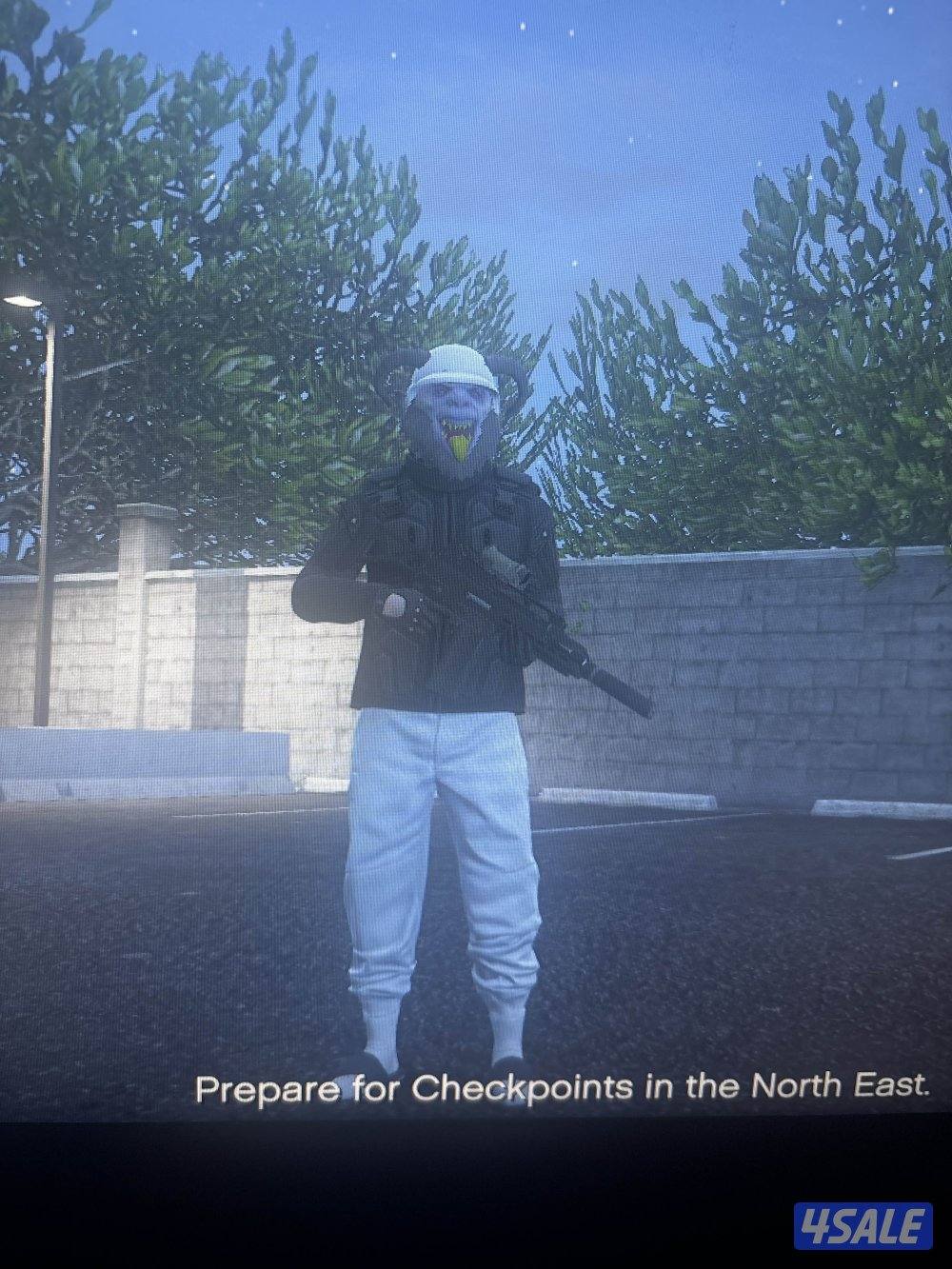 السلام عليكم  حساب قراند lD Prxolemx في شخصيه كابت البنكر نوادر.4