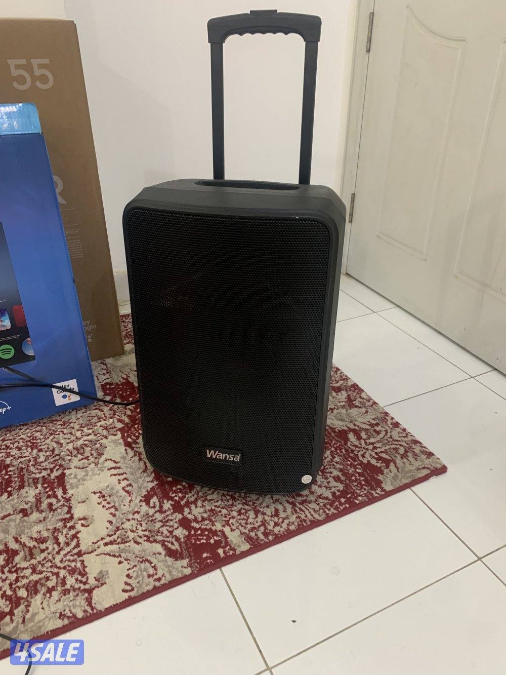 للبيع سماعة ترولي solo pro 12 ونسا سعرها بالغانم 45 دينار0