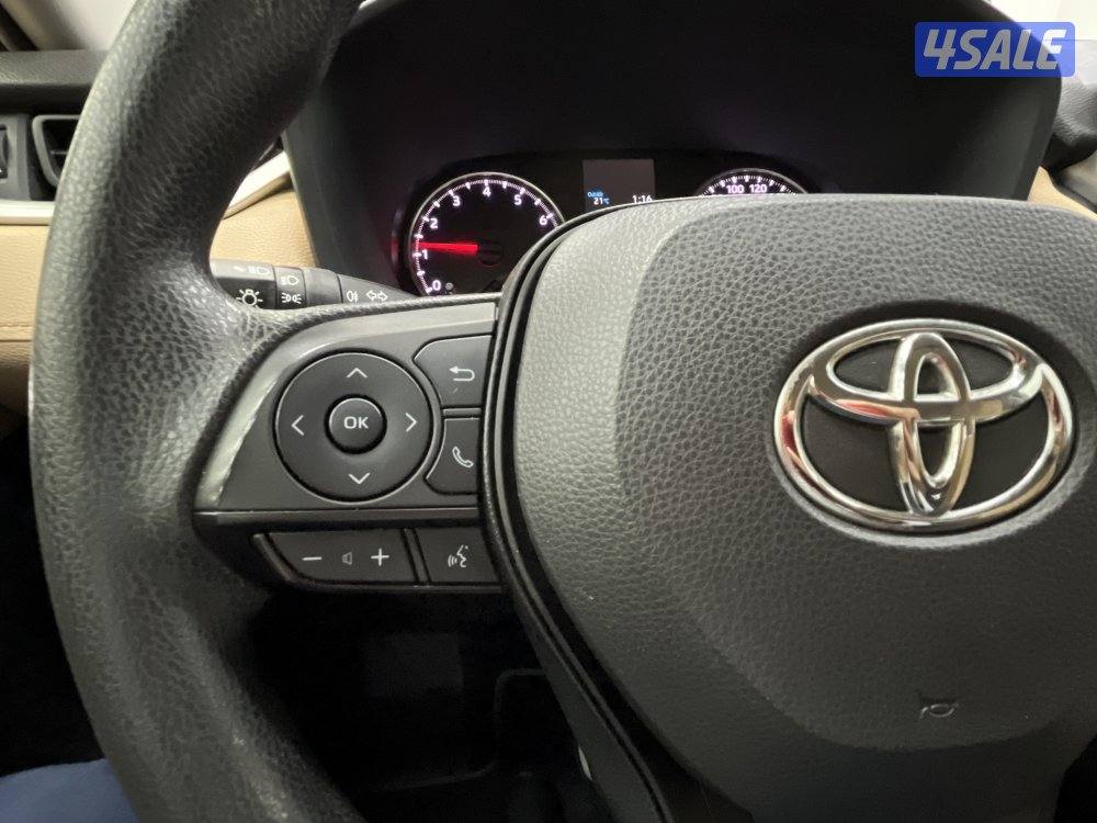 TOYOTA RAV401 4X2 STANDARD OPTION7