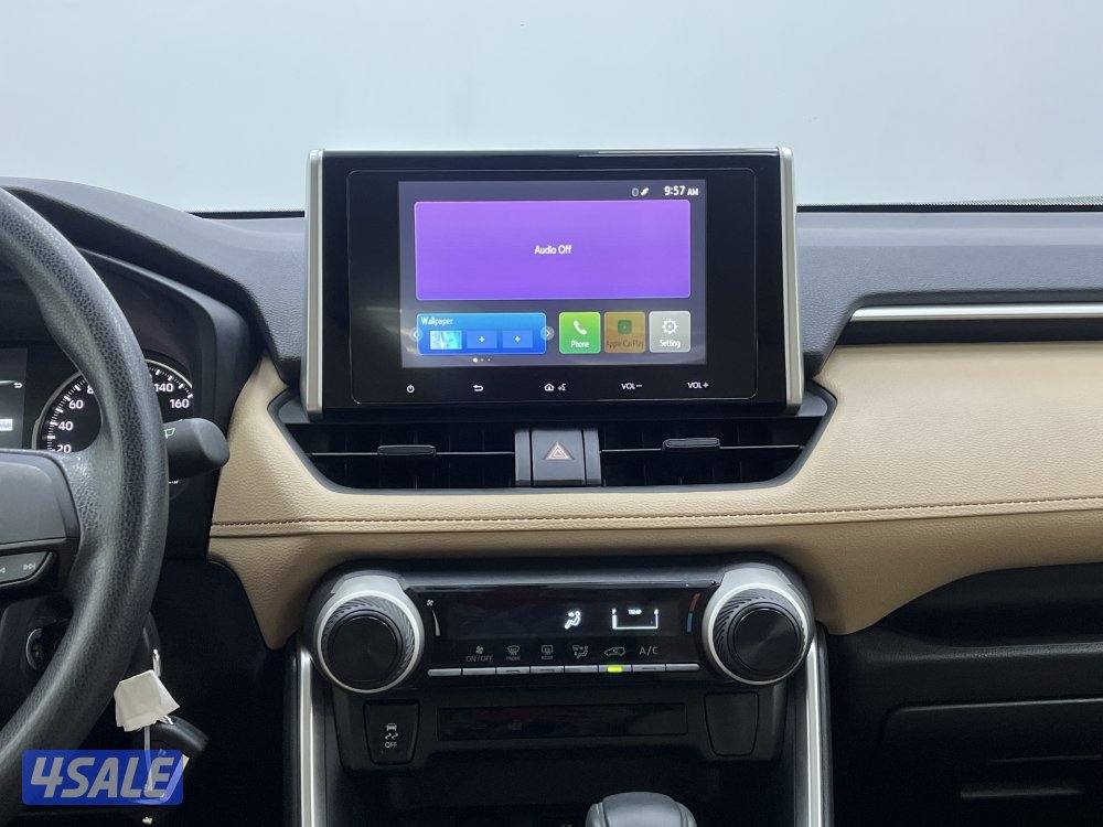 TOYOTA RAV401 4X2 STANDARD OPTION13