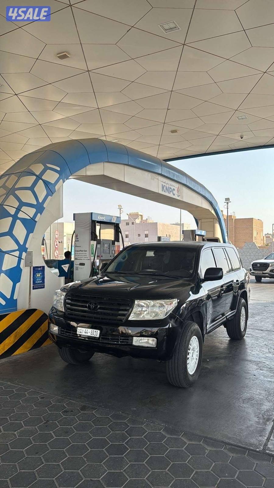 لاند كروزر GXR 20100