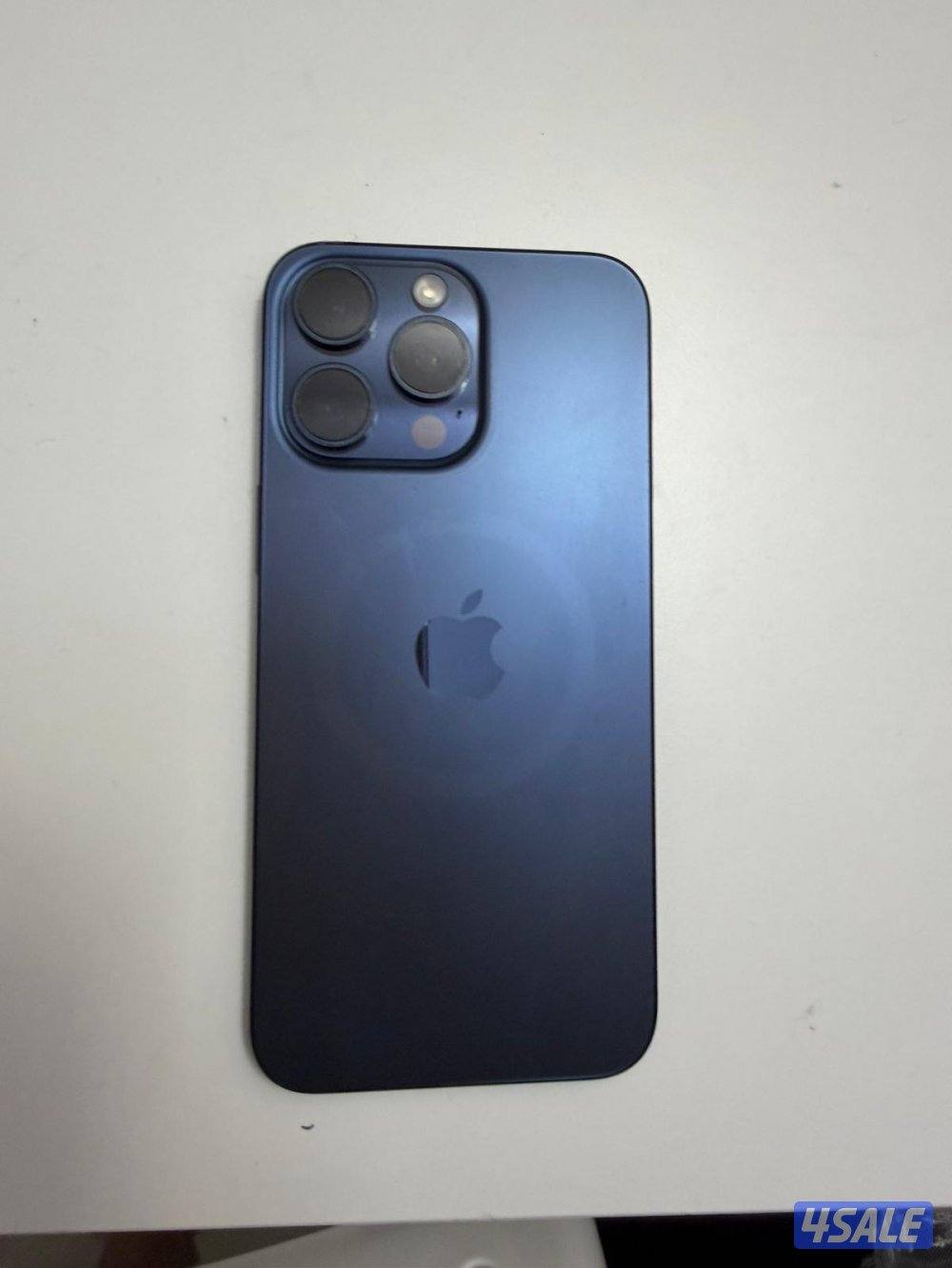 ايفون ١٥ برو ماكس بطاريه ٩٠ ٪ بحاله ممتازه0