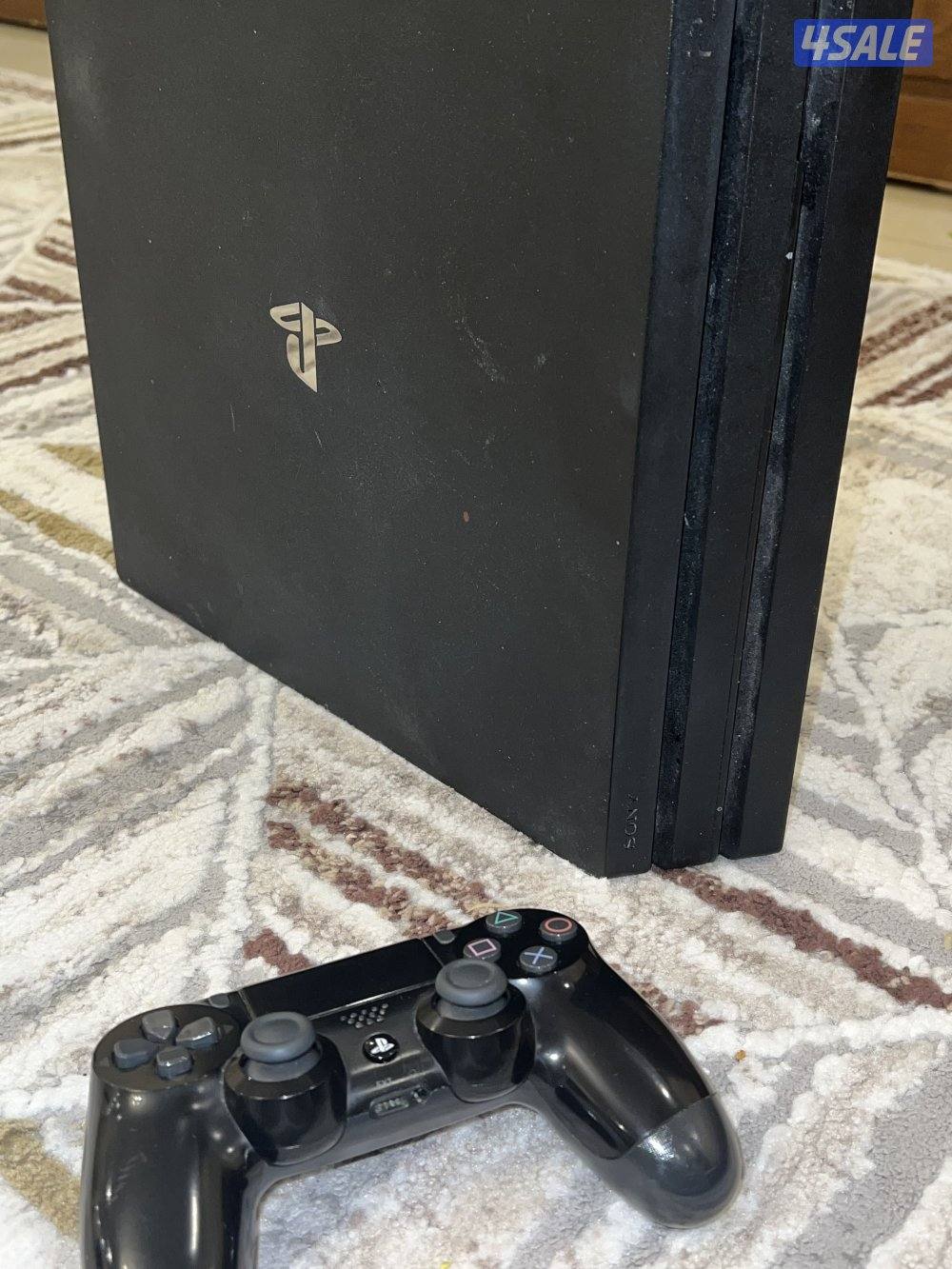 للبيع سوني 4 برو نضيف1