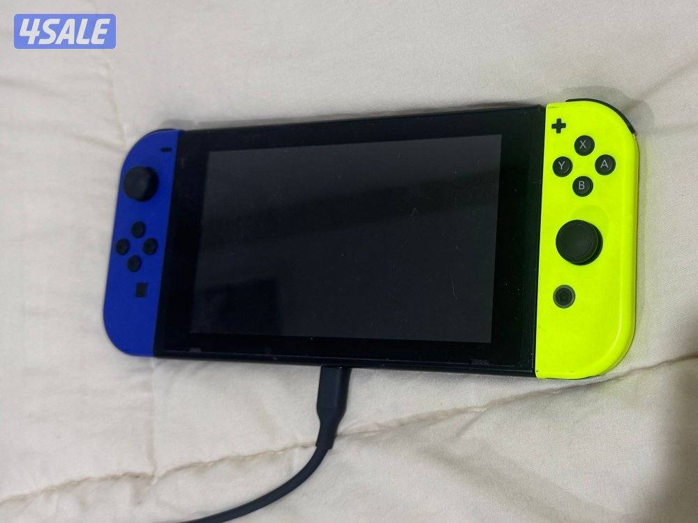 نينتندو للبيع نظيف و مستعمل بحالة ممتازة ( لا يتصل إلا جاد )0