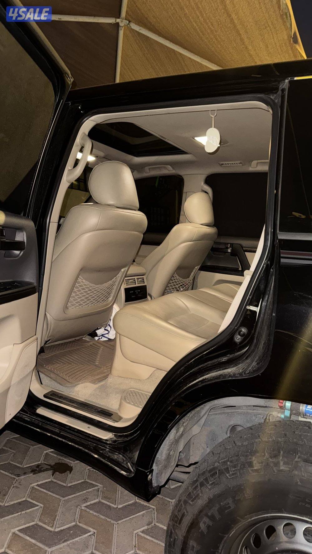 لاندكروزر gxr 20125