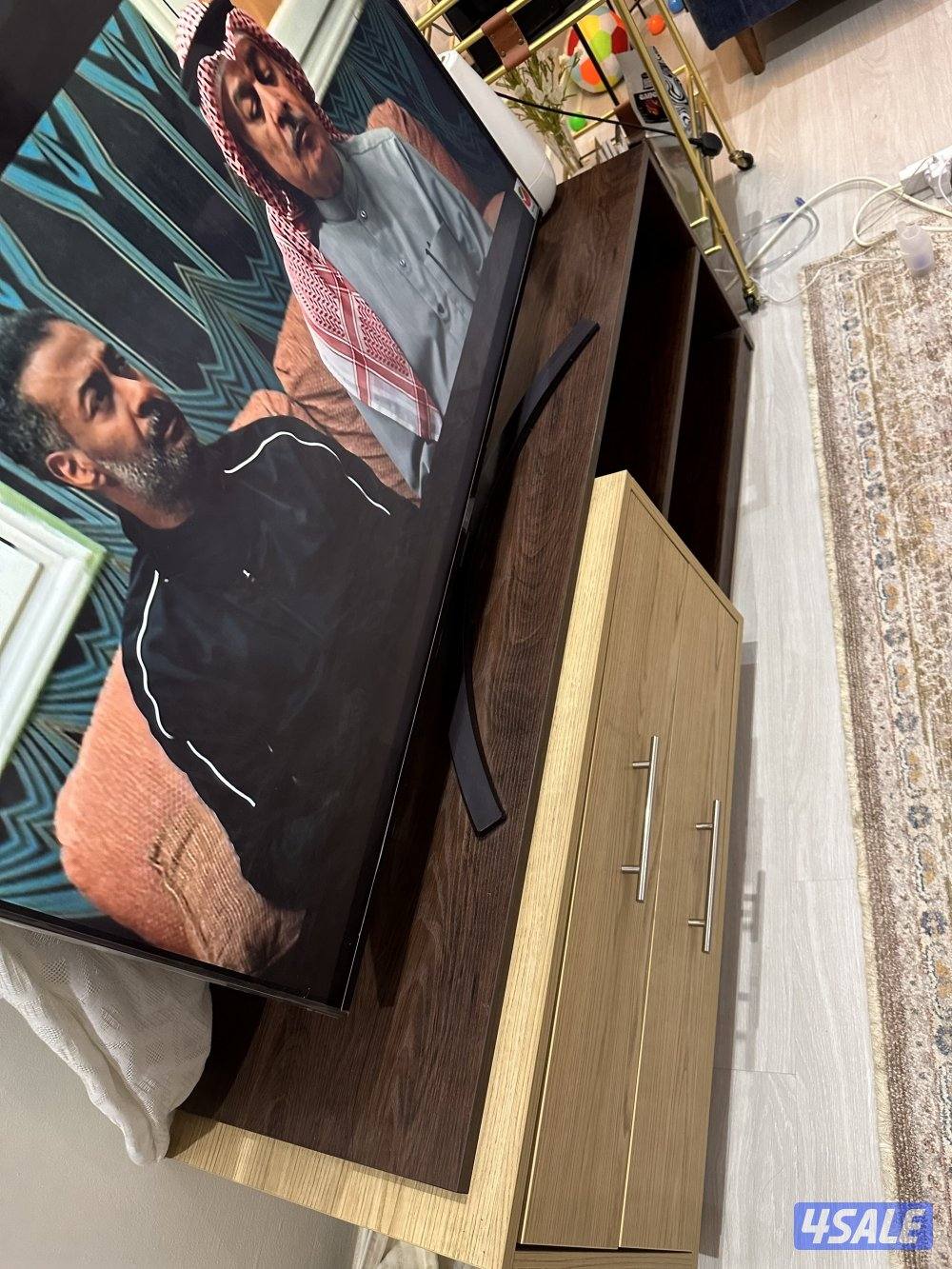 طاولة تلفزيون انيقه1